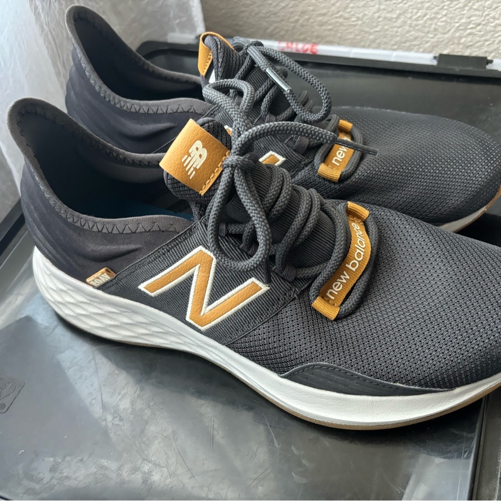 New Balance 🟦these are a true navy and gold. Work one time - just too small. - Picture 7 of 7